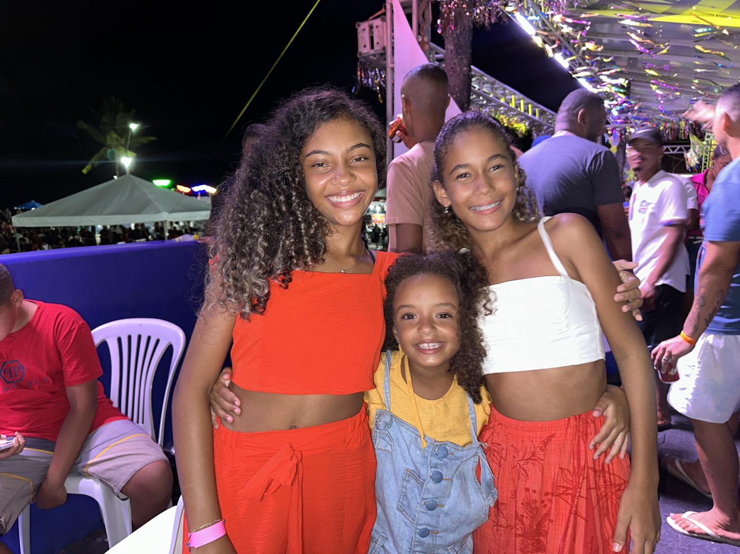 67bf0d81a5b66_cabralia-folia-atrai-milhares-de-turistas-e-impulsiona-o-comercio-local-confira-gb-2519-b7c18.jpg