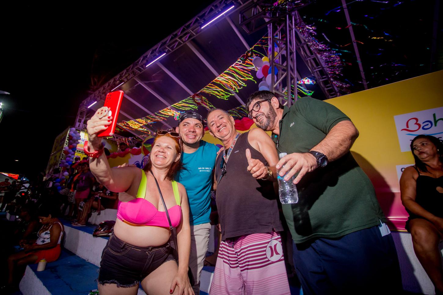 67bf0d83bed46_cabralia-folia-atrai-milhares-de-turistas-e-impulsiona-o-comercio-local-confira-gb-2519-aa5e4.jpg